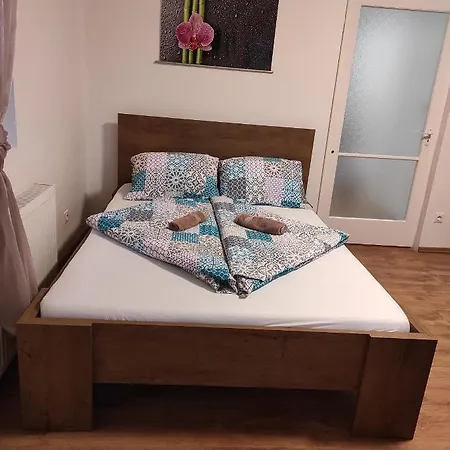 Дом отдыха Kamilla Vendeghaz *
